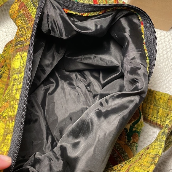 Stunning BOHO tapestry Crossbody - Picture 5 of 8